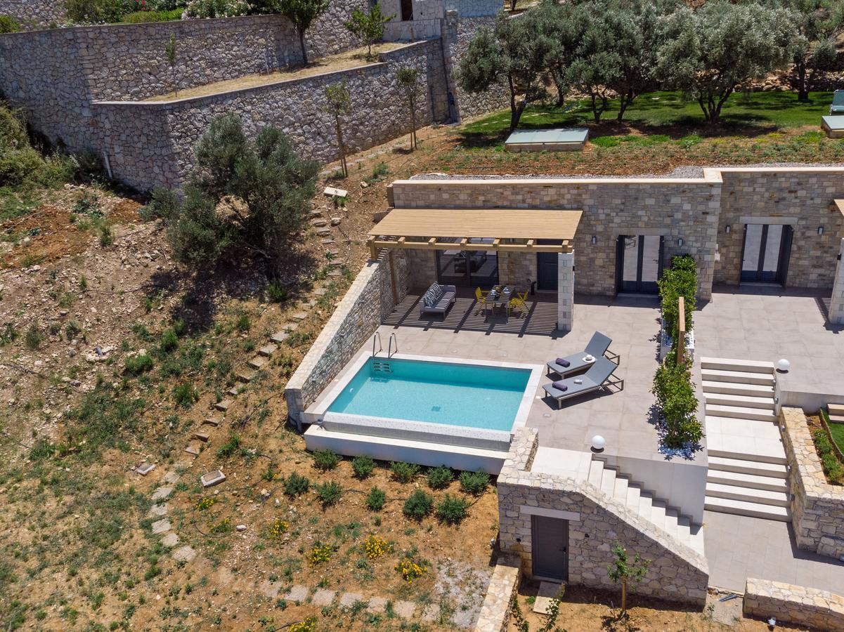 Thea Villa Kournas