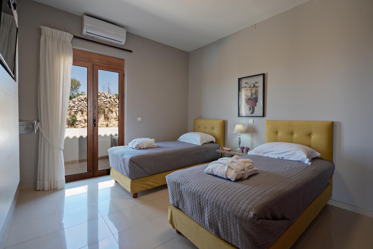Thea Villa Kournas